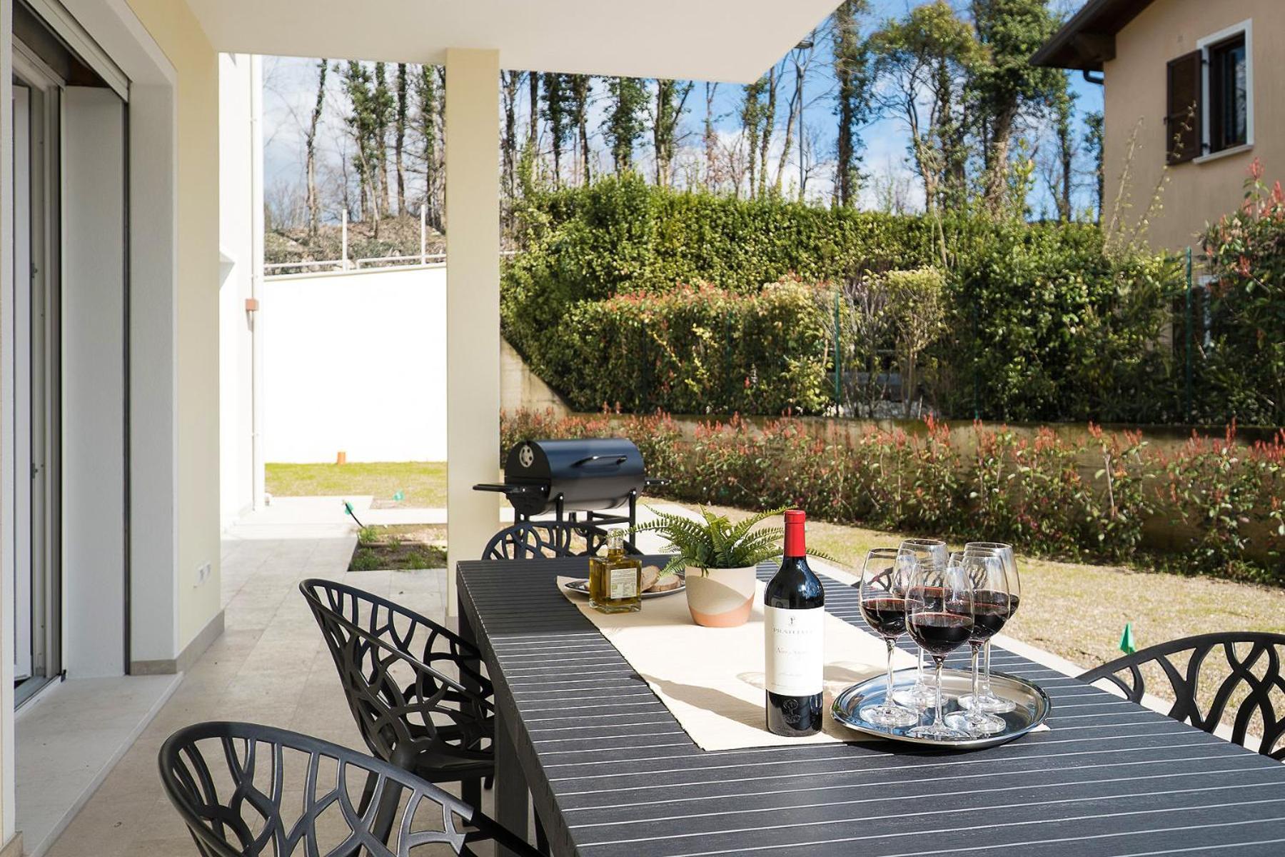 Luxury Villas Gardenia With Private Pool Padenghe sul Garda Luaran gambar